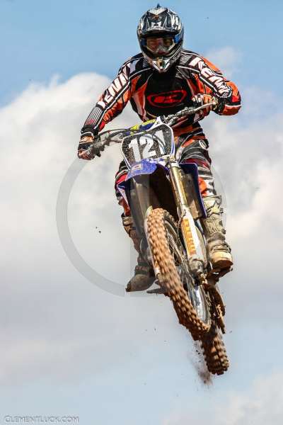 MOTO - MOTOCROSS - SAINT PIERRE BOIS 2005